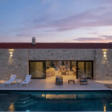 Villa Luxury Aria Dalmatica Heated Pool Sauna & Jacuzzi Sikovo