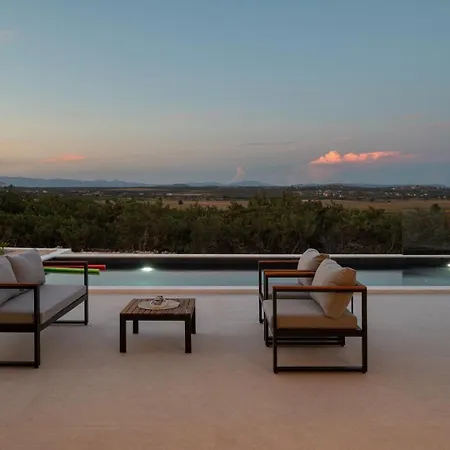 Luxury Aria Dalmatica Heated Pool Sauna & Jacuzzi Villa
