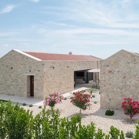 Villa Luxury Aria Dalmatica Heated Pool Sauna & Jacuzzi Sikovo